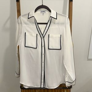 Express button down blouse!!!!✨✨